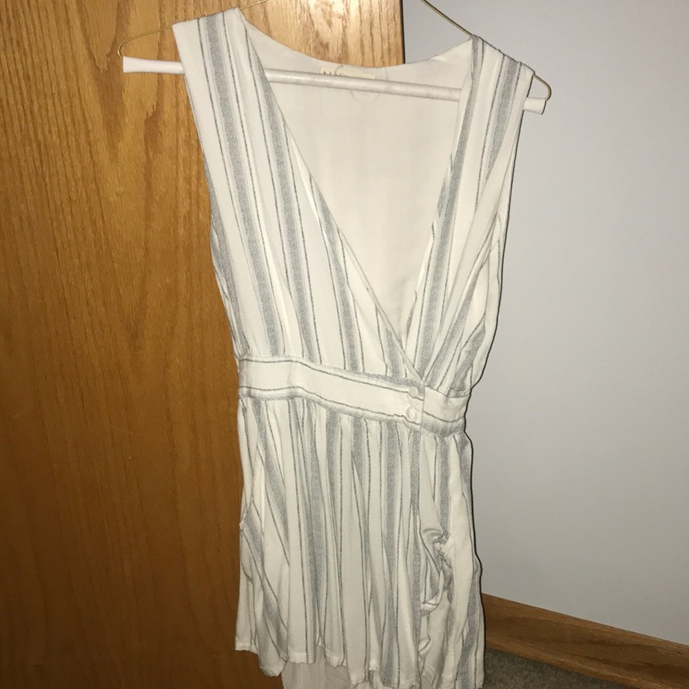 Deep V romper